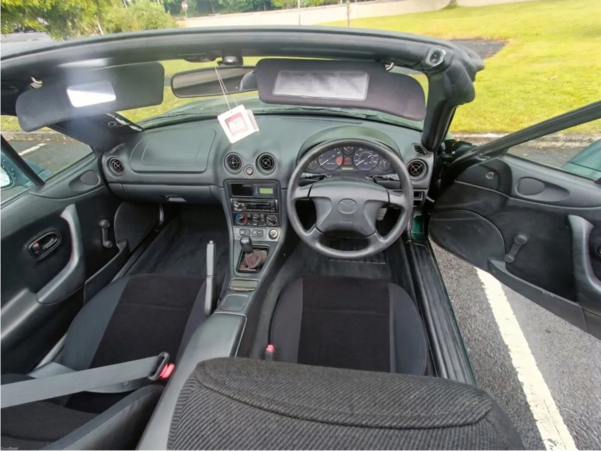 Mazda MX-5 2000 - Image 2