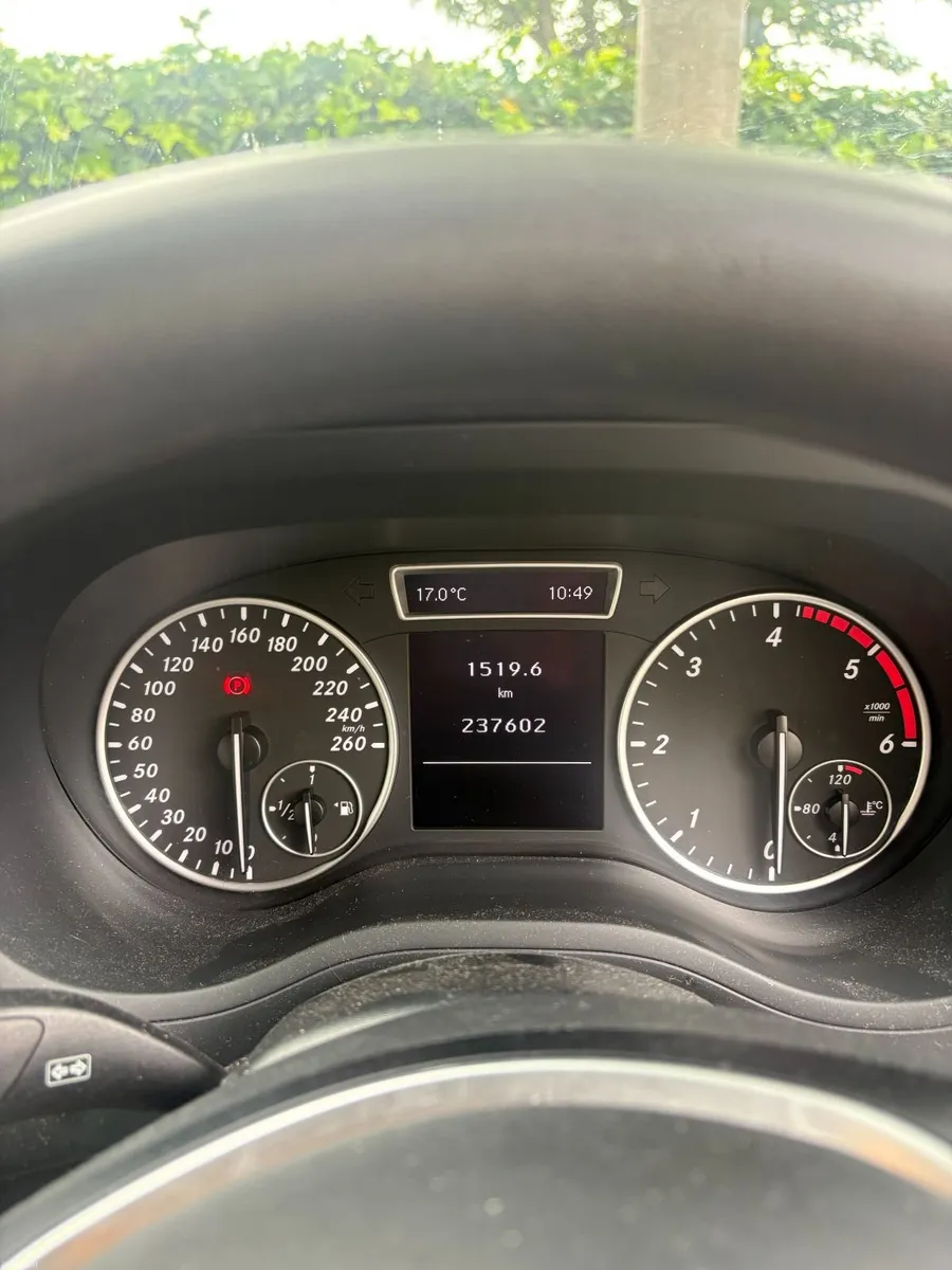 Mercedes-Benz B-Class 2013 - Image 4