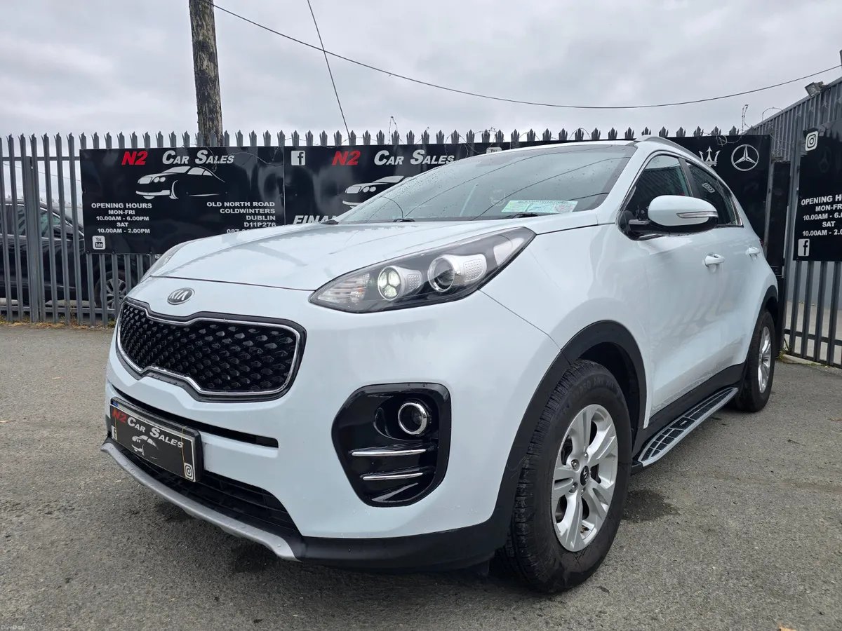 172 Kia Sportage 1.7d, LOW MILES, NEW NCT - Image 4