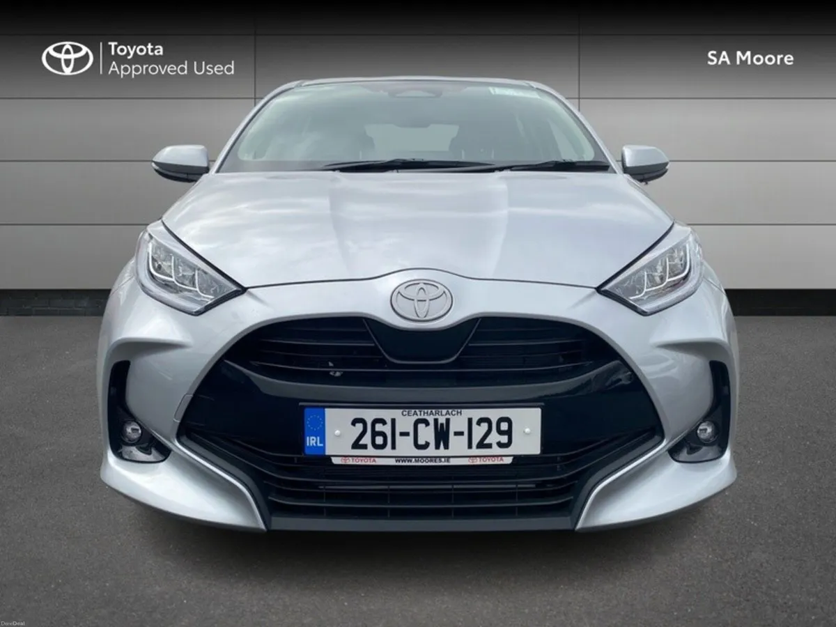Toyota Yaris HYBRID LUNA SPORT - Image 5