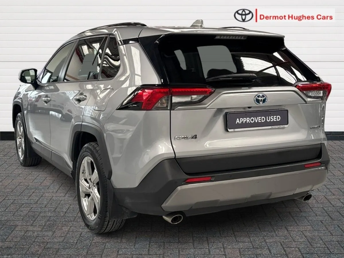 Toyota RAV4 HYBRID SOL 4DR AUTO - Image 2