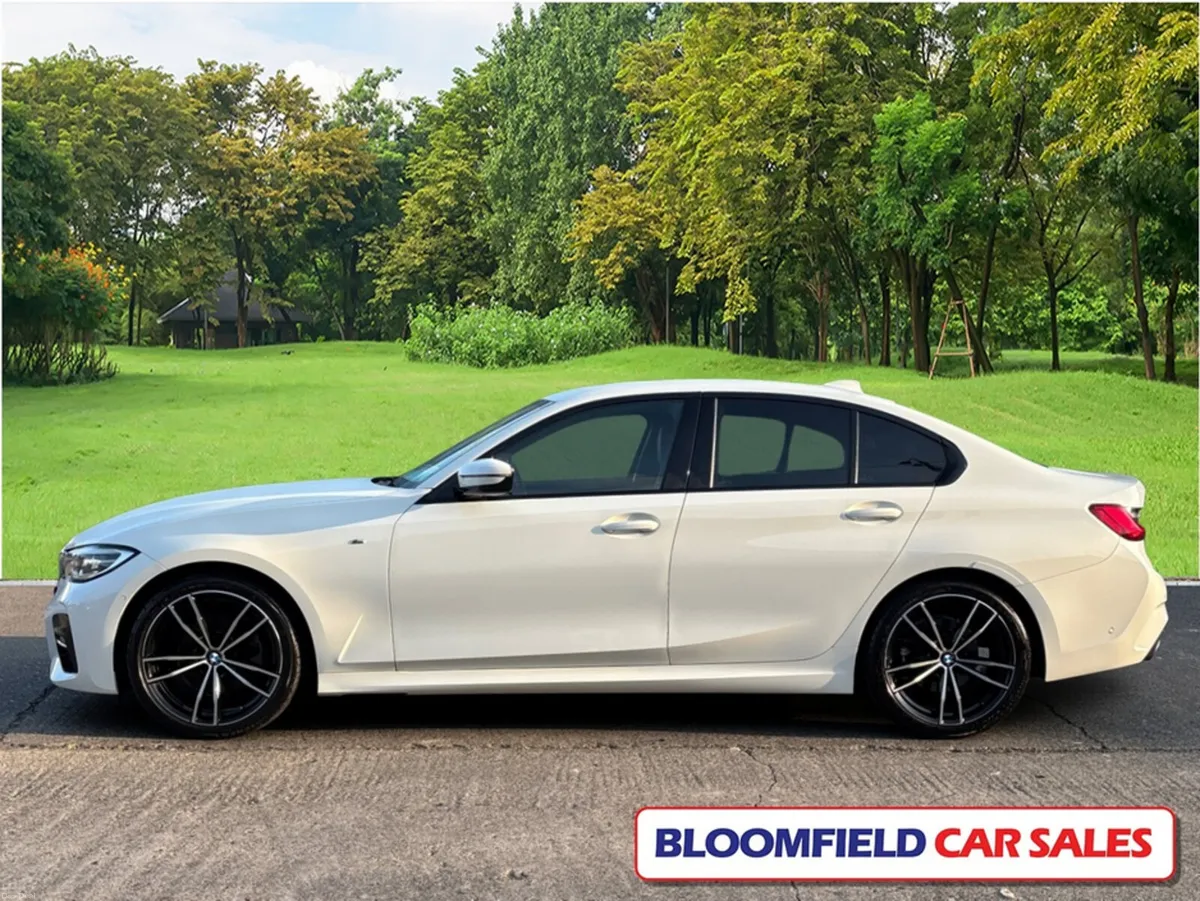 BMW 3-Series 320D MSPORT , XDRIVE // LOW MILEAGE - Image 4