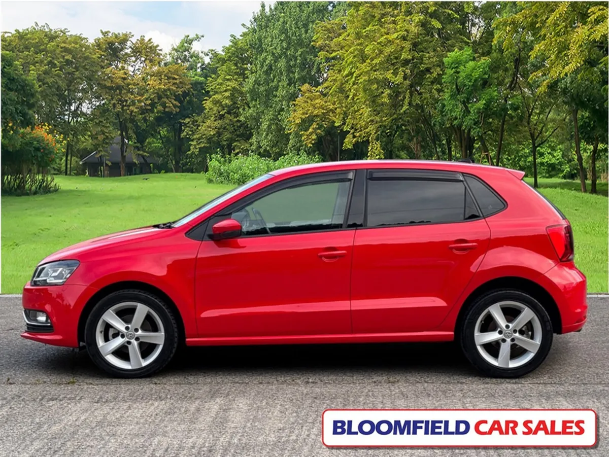 Volkswagen Polo 1.2 AUTO , HEATED GT SEATS // LOW - Image 4