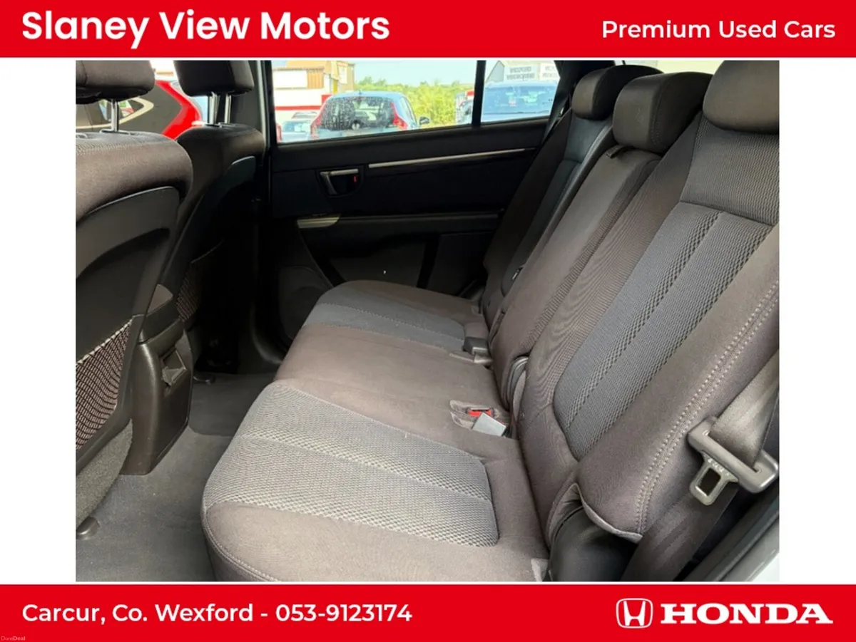 Hyundai Santa Fe 2.0 COMFORT 5DR 2WD DELUXE 4DR - Image 6