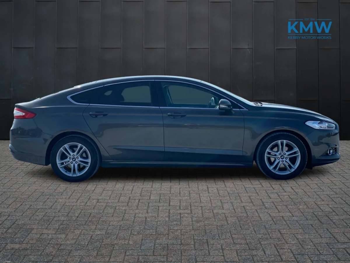 Ford Mondeo Titanium 2.0 TDCI 150BHP - Image 4