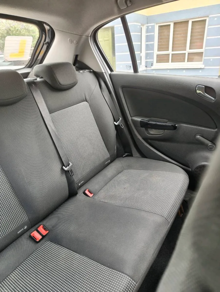 Opel Corsa 2009 - Image 3
