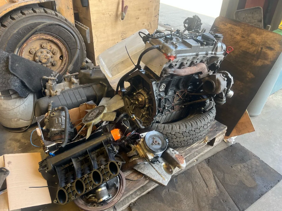 Mercedes Sprinter OM611.981 engine X2 - Image 2