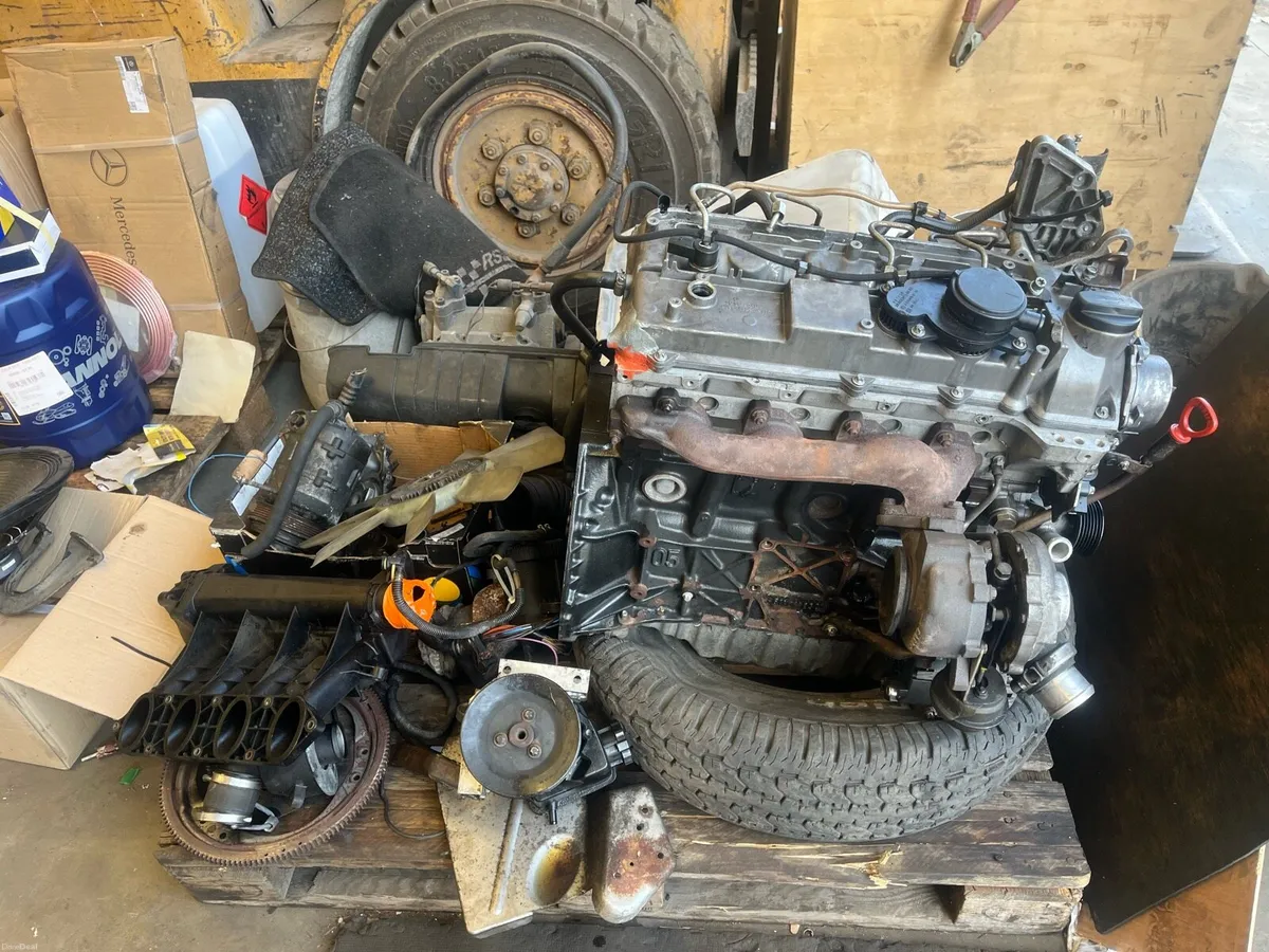 Mercedes Sprinter OM611.981 engine X2 - Image 1