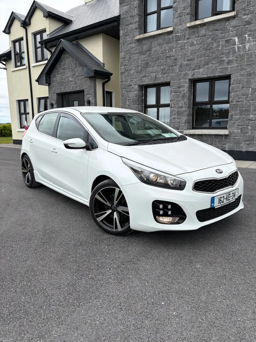 Kia Ceed 2016 - Image 1