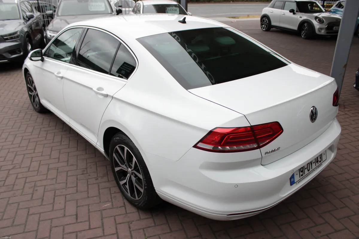 2019 VOLKSWAGEN PASSAT 2.0 TDI 150HP COMFORTLINE - Image 6