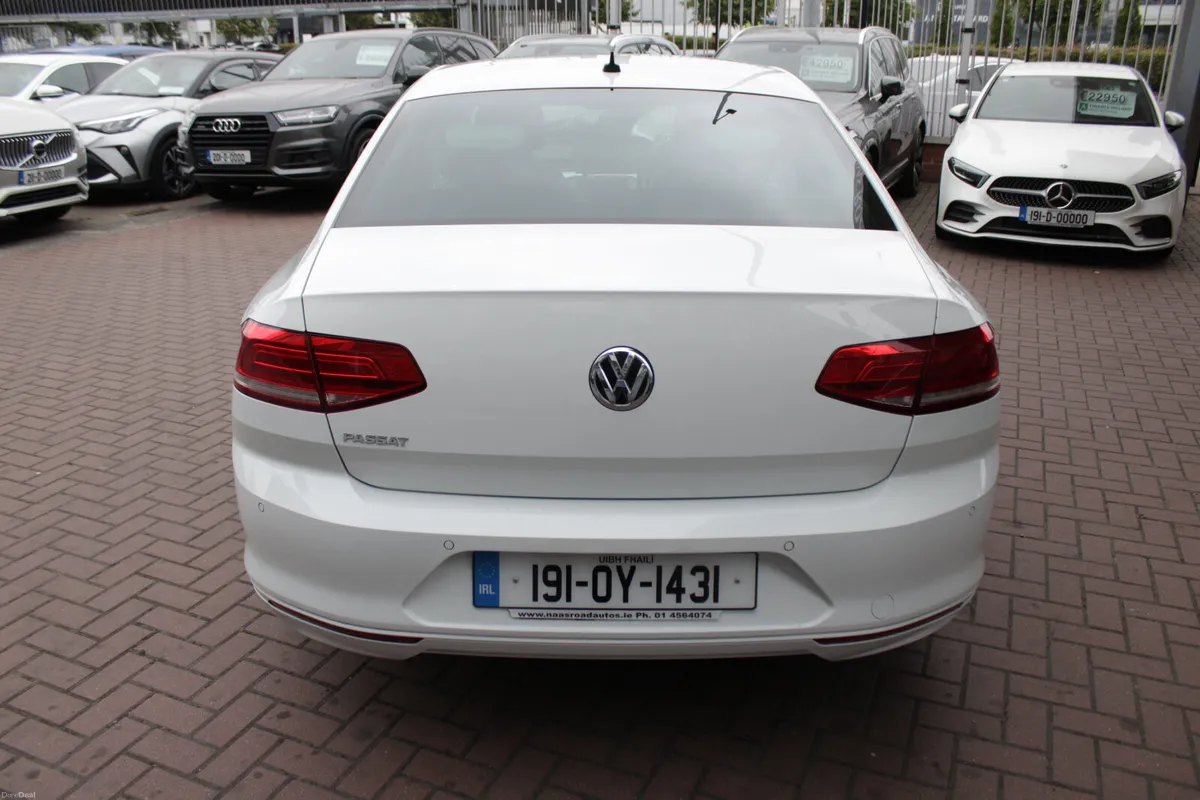 2019 VOLKSWAGEN PASSAT 2.0 TDI 150HP COMFORTLINE - Image 5