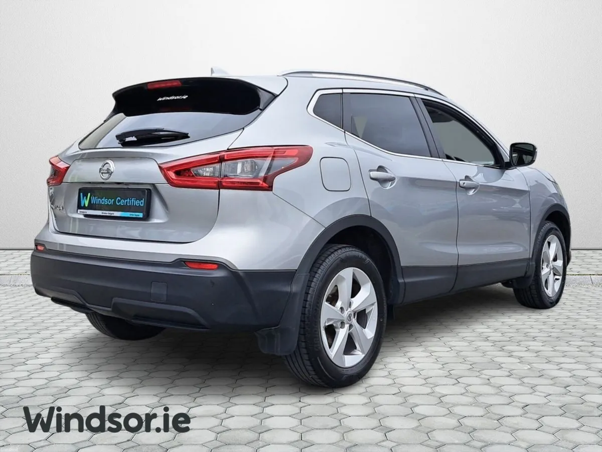 Nissan Qashqai 1.3 PET SV - Image 2