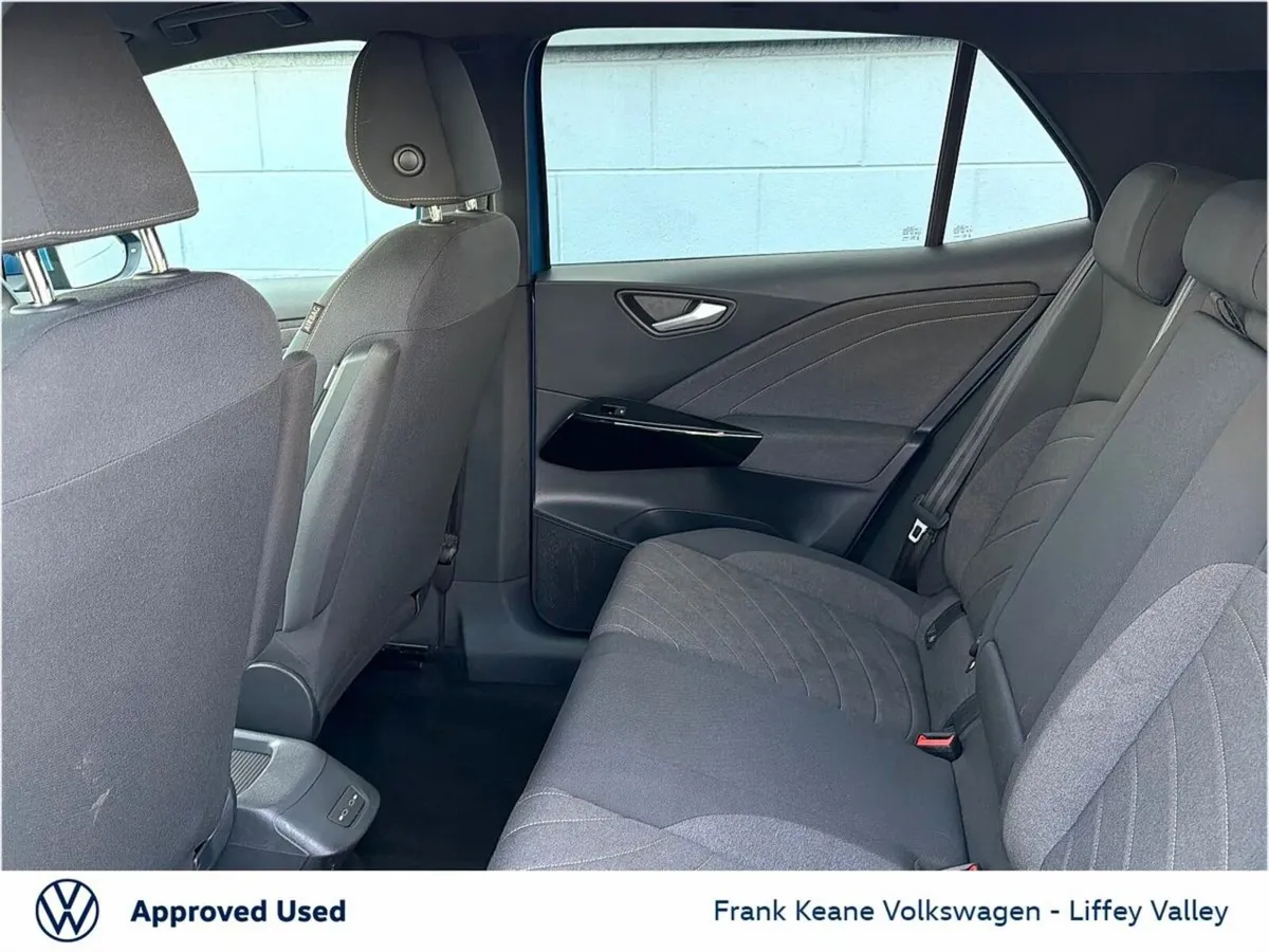 Volkswagen ID.3 59KWH MATCH 204BHP *COSTA AZUL BLU - Image 6