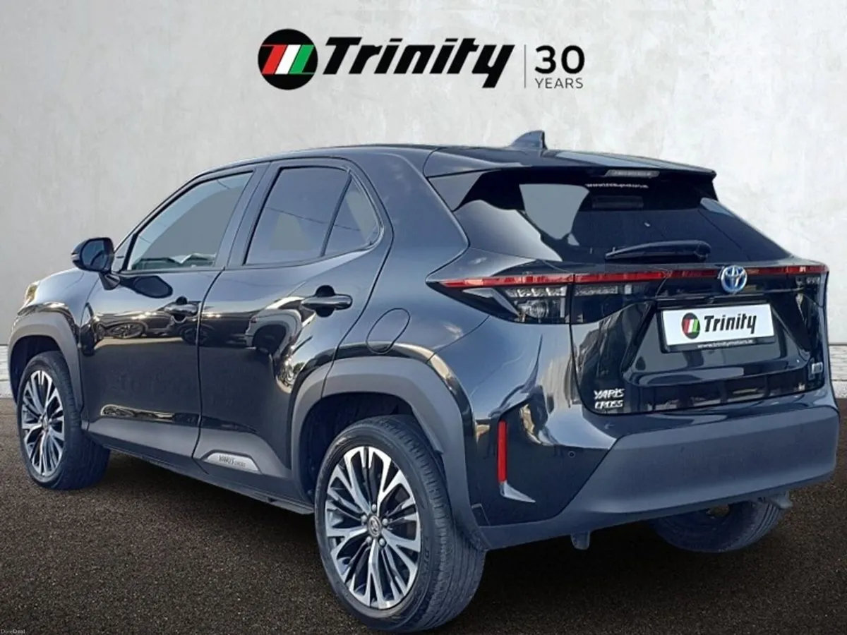 Toyota Yaris Cross ** Z HYBRID ** LOW KMS ** HUGE - Image 3