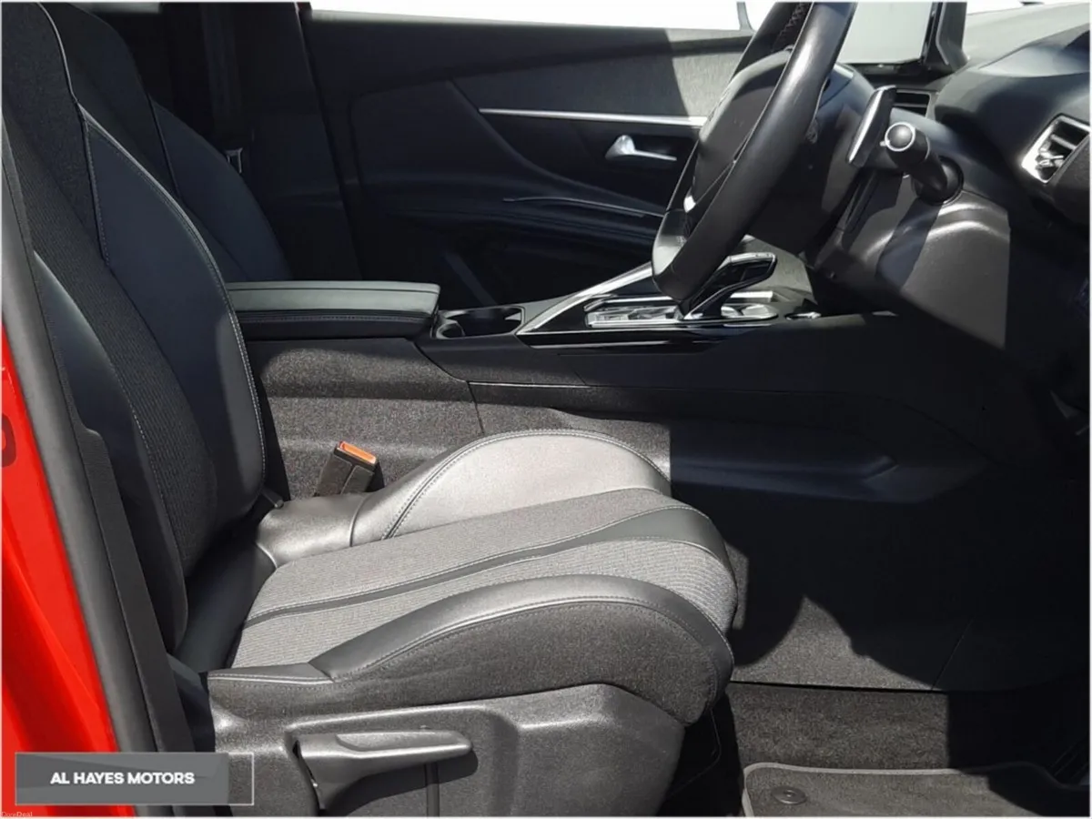 Peugeot 3008 **TINY MILEAGE**HYBRID2 PHEV 225bhp A - Image 4
