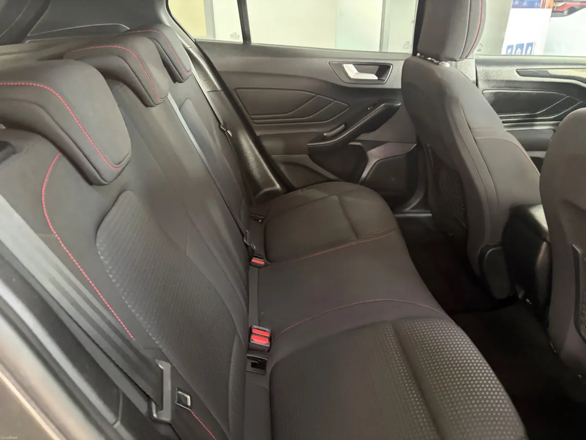 Ford Focus 2020. 1.0T. ST LINE - Image 4