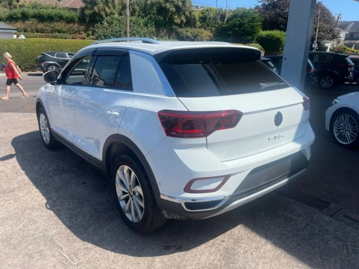 Volkswagen T-Roc 2.0 tdi automatic - Image 4