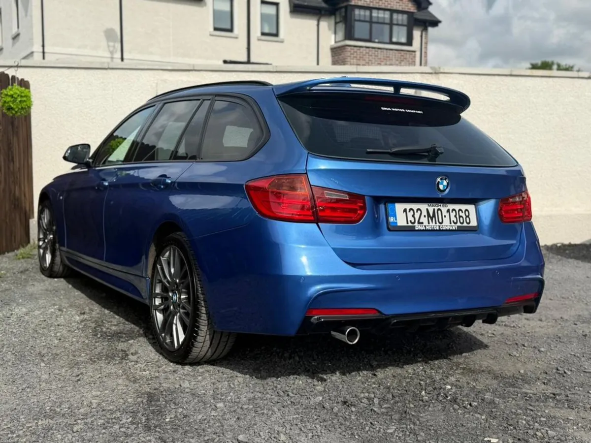 BMW 3-Series 320D MSPORT TOURING - ESTORIL BLUE - - Image 5