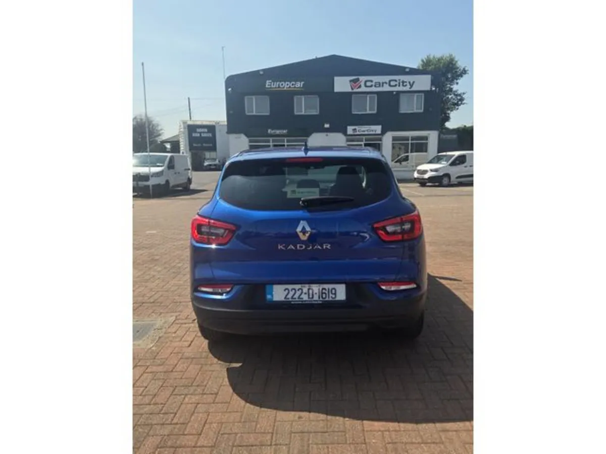 Renault Kadjar Equilibre TCE 140 MY22 5DR - Image 5