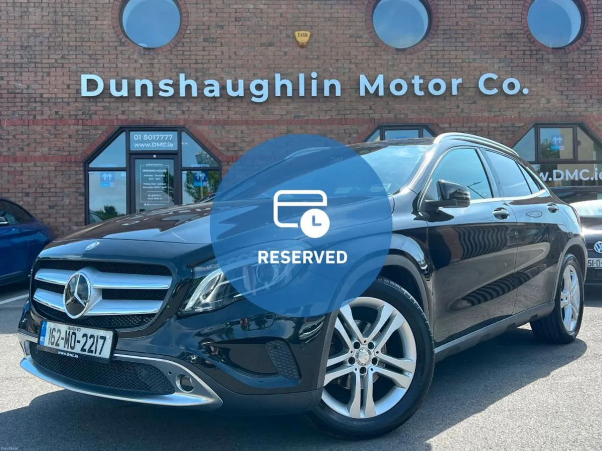 Mercedes-Benz GLA 180 AUTO PREMIUM *LOW KMS & HUGE - Image 1