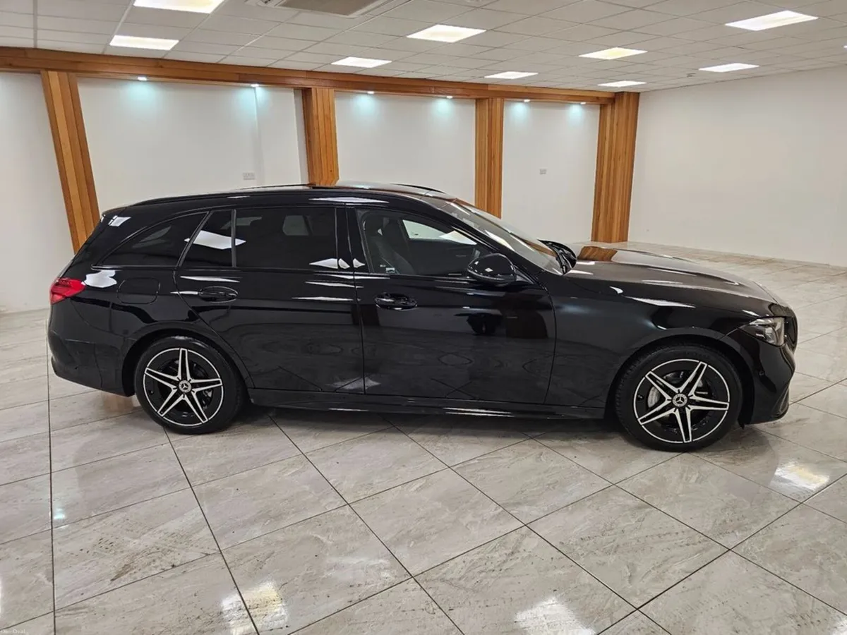 Mercedes-Benz C-Class PANORMAIC ROOF // C 300 E UR - Image 6