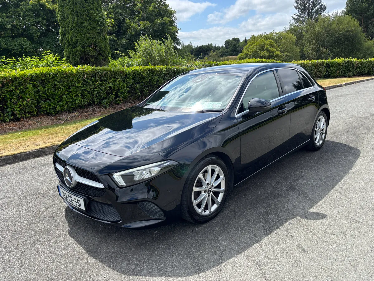 MERCEDES BENZ A180 AUTO STYLE 2019 - Image 4