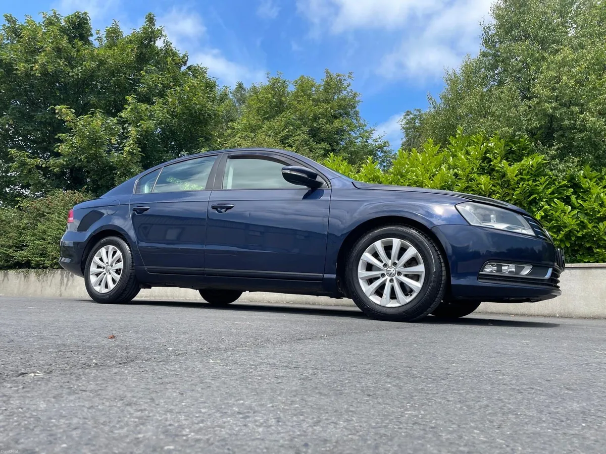Car - Image 1