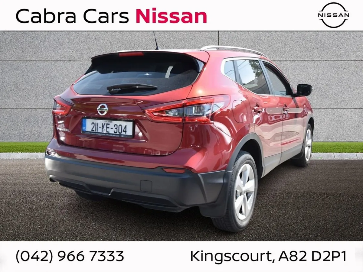 Nissan Qashqai 1.5 DSL DCT SE Automatic - Image 2