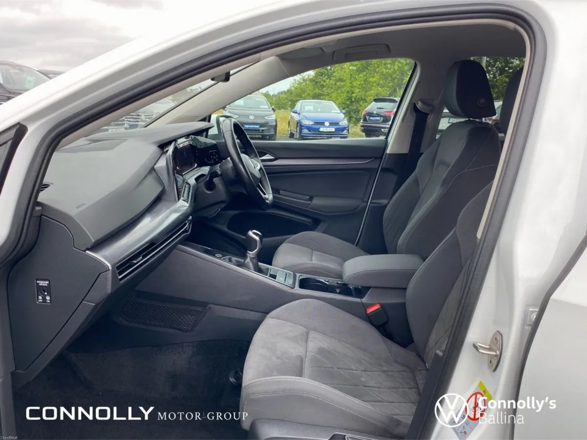Volkswagen Golf 1.5 TSI 130HP Style - Image 5