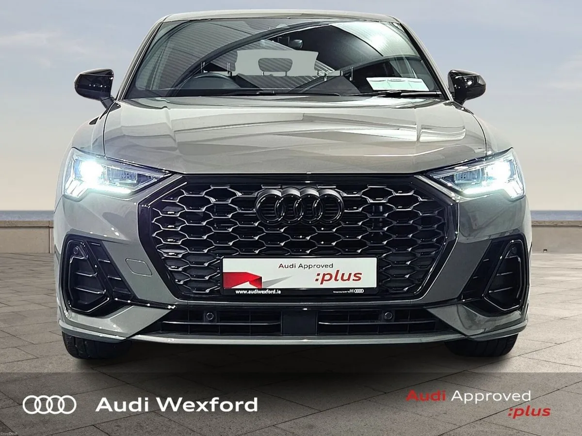 Audi Q3 Q3 SB 35 TDI 150 S-T S line AUTO - Image 3