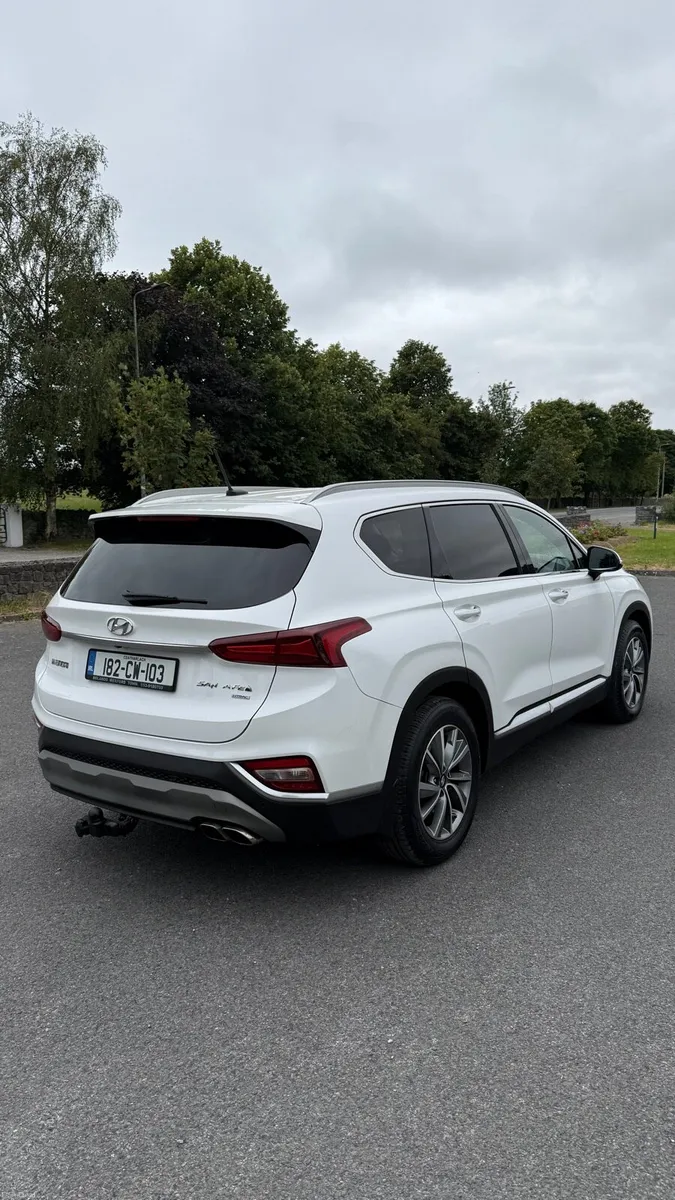 SANTA FE 4WD EXECUTIVE - Image 5
