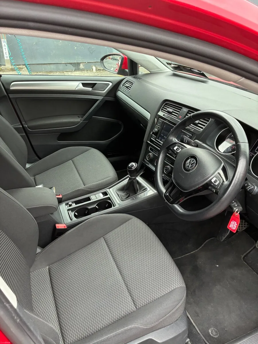 Volkswagen Golf 2019 - Image 4