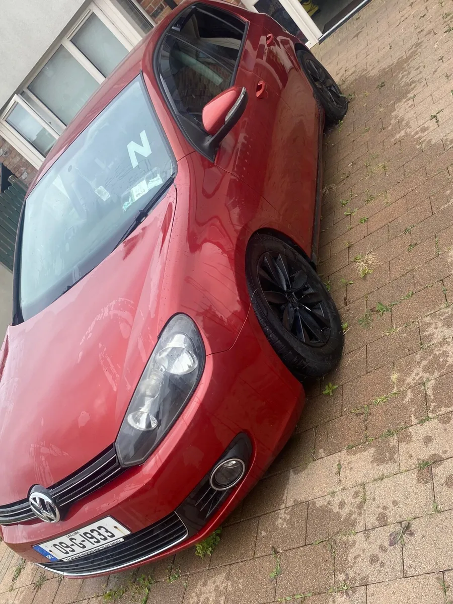 Volkswagen Golf 2009 - Image 2