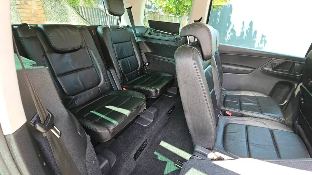 VW Sharan | Highline | Manual | High spec | 2.0L - Image 6