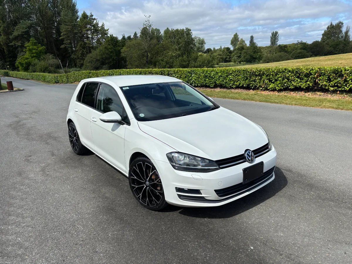 VOLKSWAGEN GOLF 1.2 TSI AUTO 2015 - Image 1