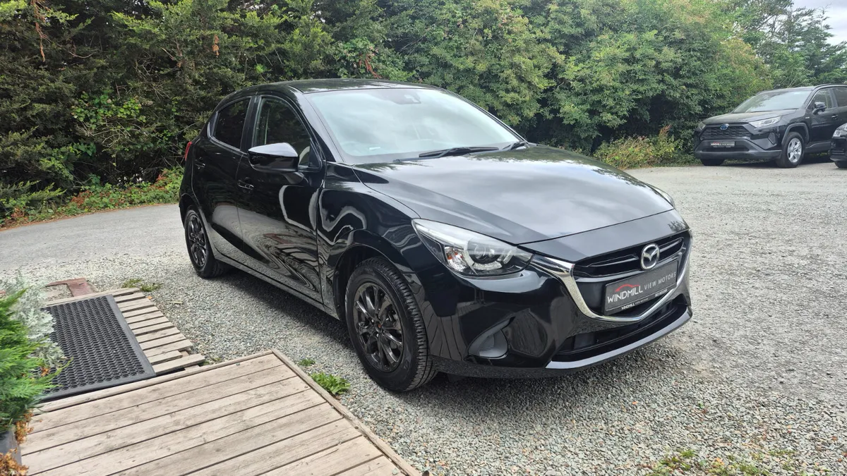 2017 Mazda Demio 1.3 Automatic - Heated seats - Image 2