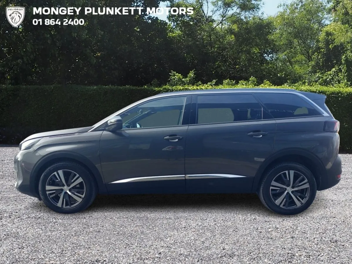Peugeot 5008 1.2 Hybrid  Allure Auto *Summer Sale - Image 4