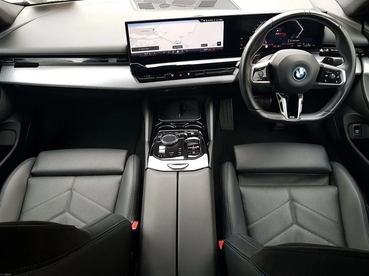 BMW 5-Series 530e M Sport - Image 4