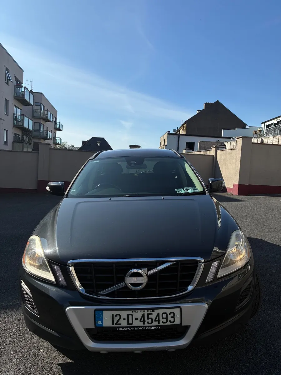 Volvo XC60 2012 - Image 1