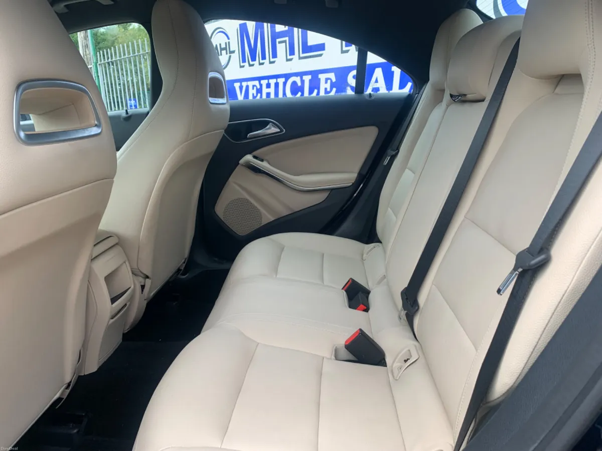 Mercedes-Benz CLA 2017 112 kms - Image 4