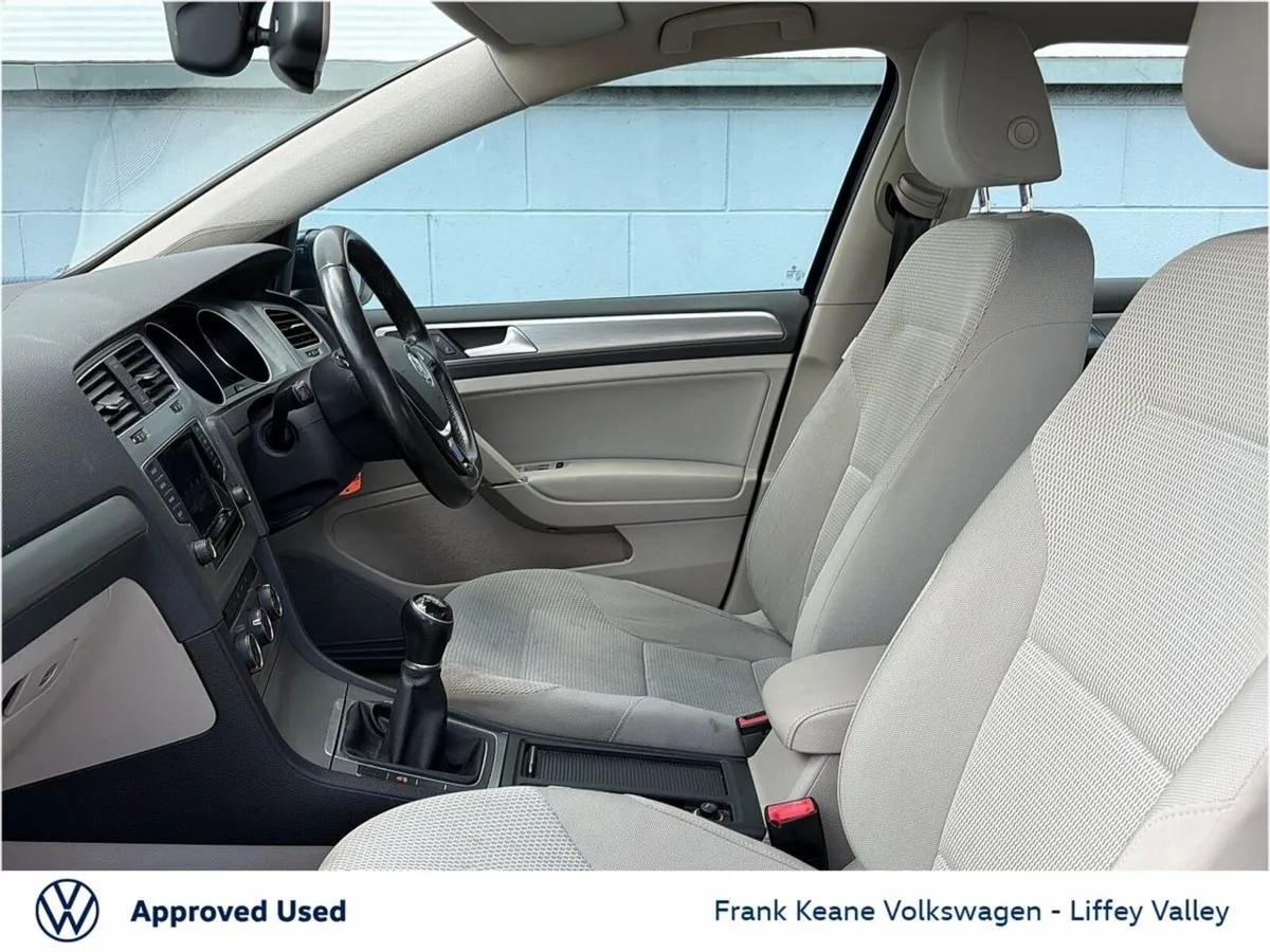 Volkswagen Golf COMFORTLINE 1.2 TSI 110HP *PARKING - Image 4