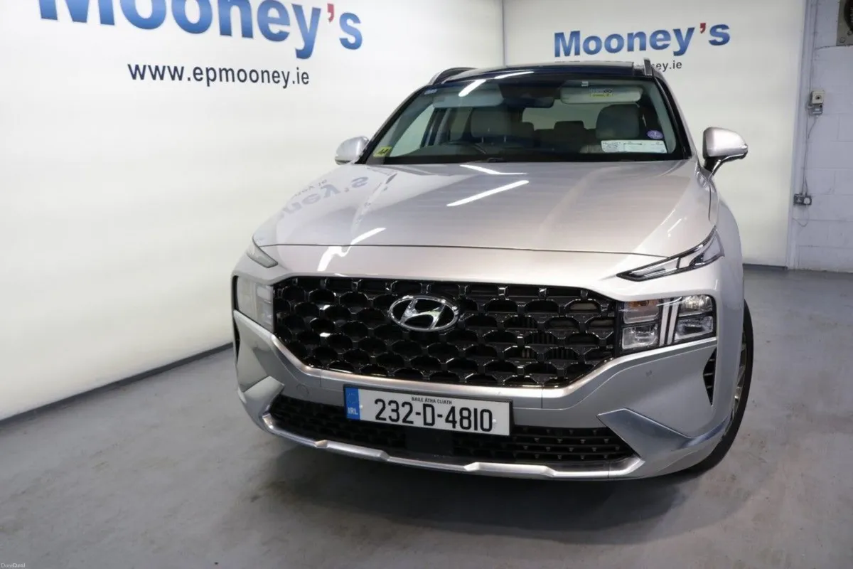Hyundai Santa Fe PREMIUM PHEV 1.6L PETROL AUTOMATI - Image 2