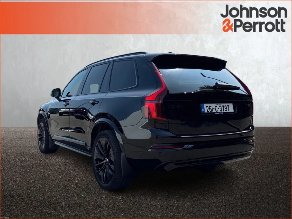 Volvo XC90 T8 PHEV AWD Plus Black Edition  (Four Y - Image 3