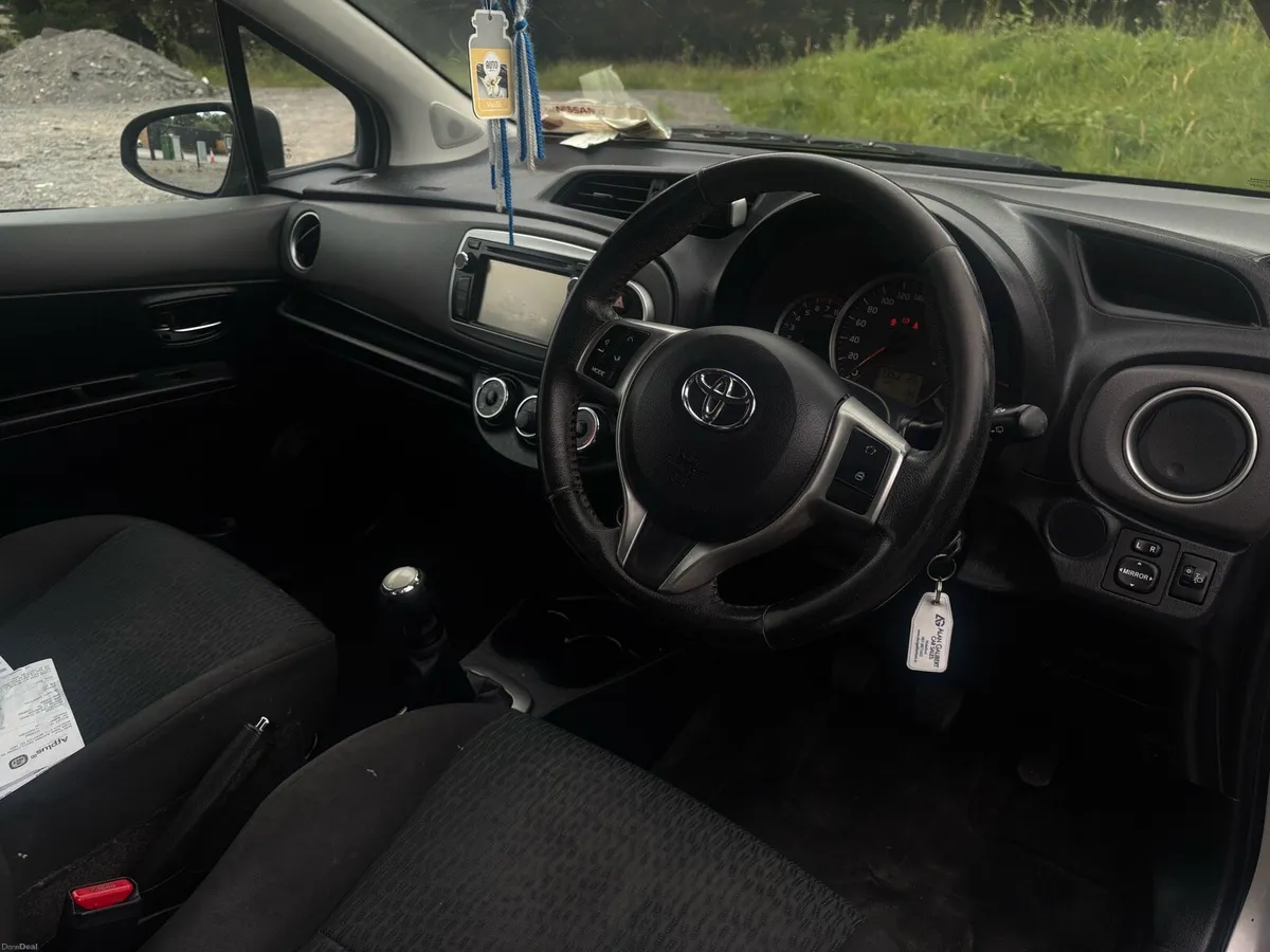 Toyota Yaris Luna 1.0L Petrol LOW MILEAGE - Image 4