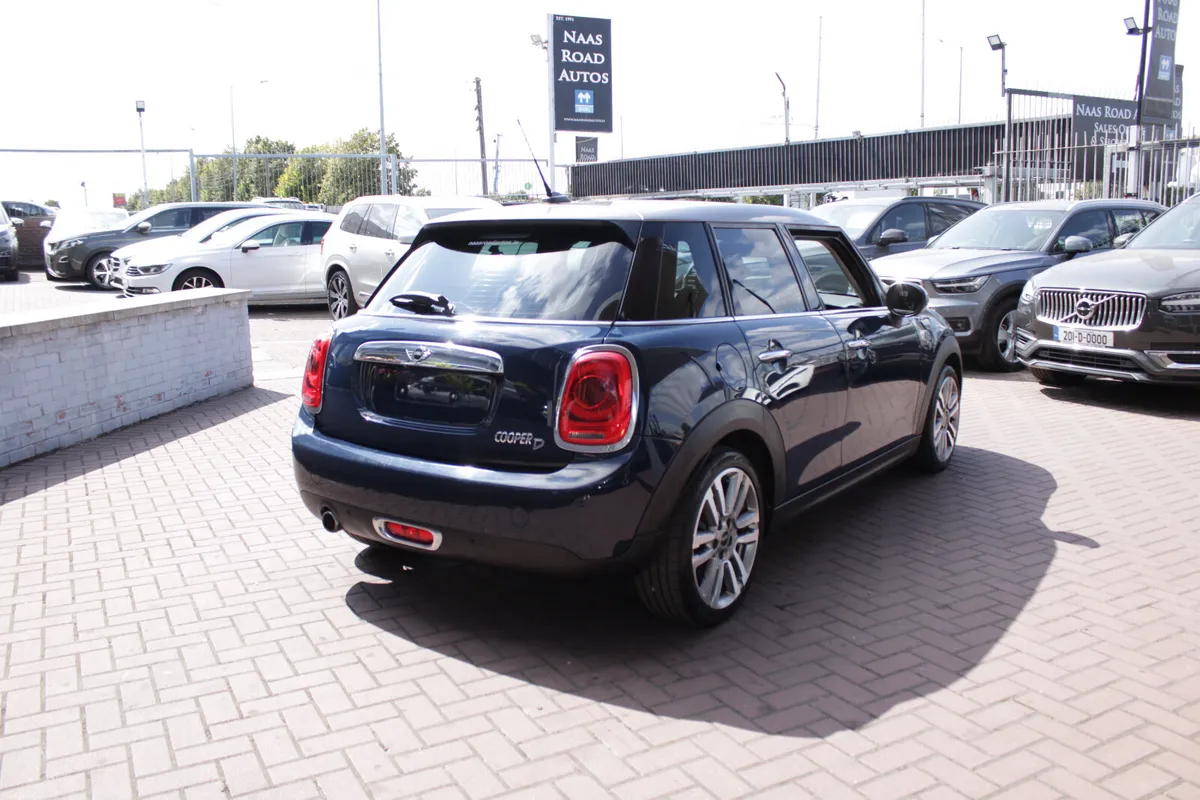 2017 MINI COOPER D 7 1.5D 5DR HATCHBACK AUTOMATIC - Image 4