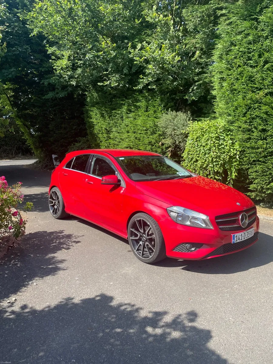 Mercedes-Benz A-Class 2014 - Image 2