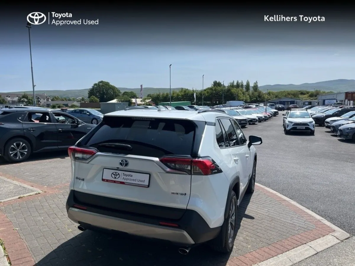 Toyota RAV4 Sol Hybrid - Image 2