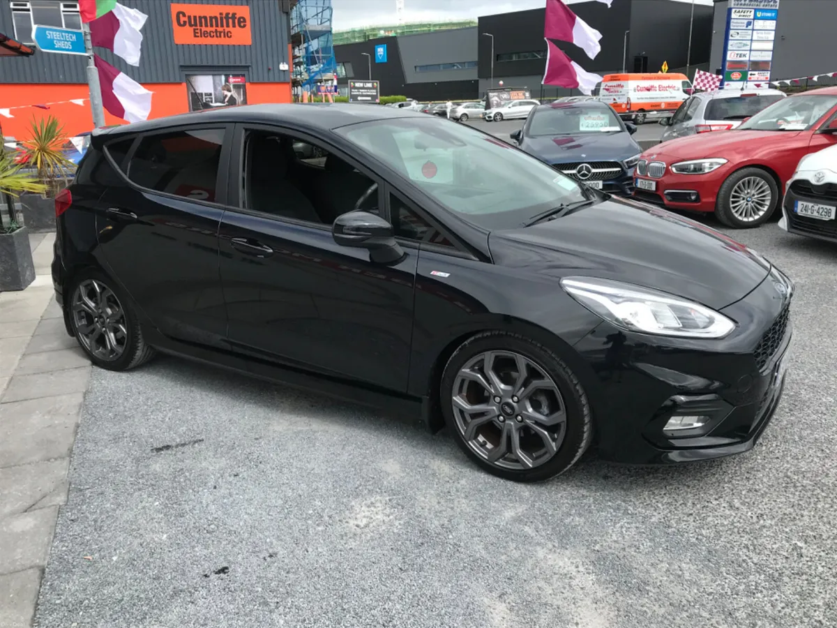 2019 Ford Fiesta St-Line - Image 6