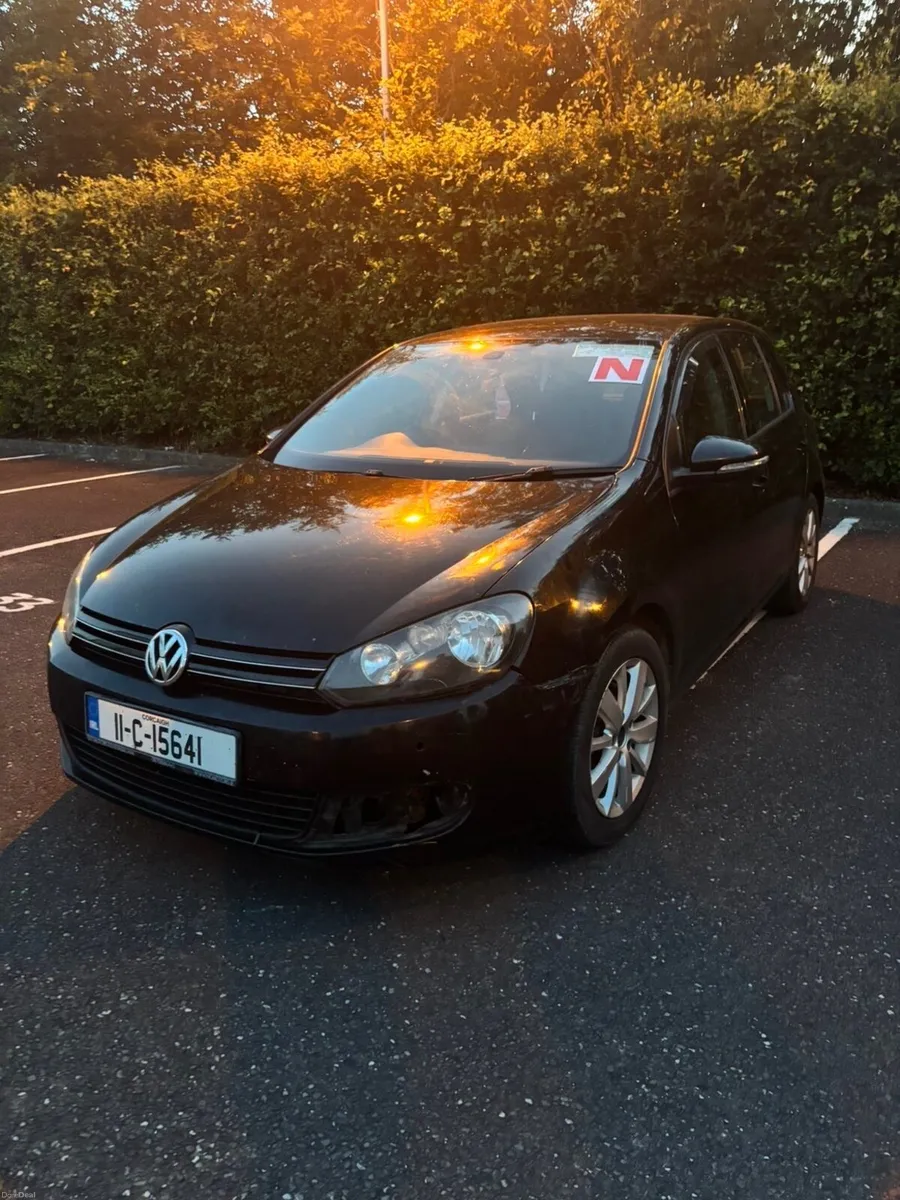 Volkswagen Golf 2011 - Image 2