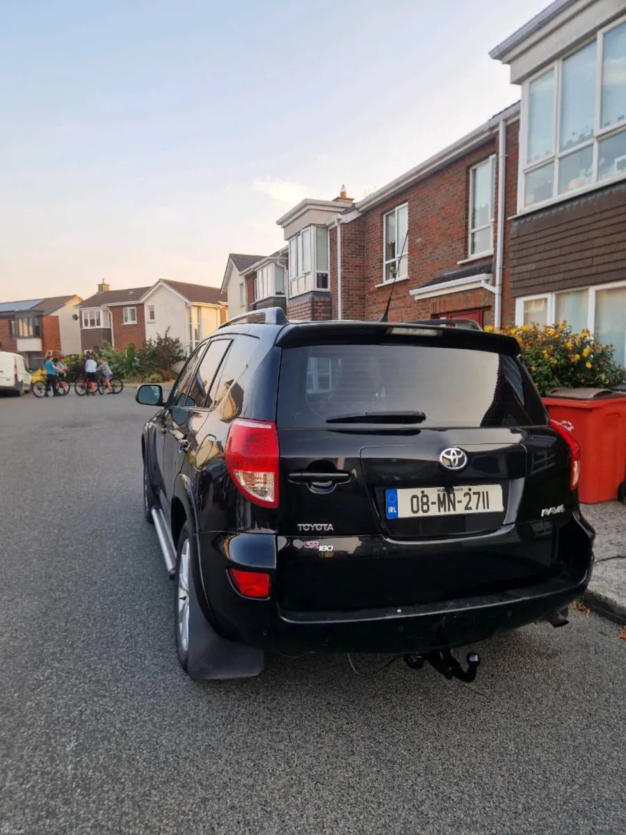Car - Image 4